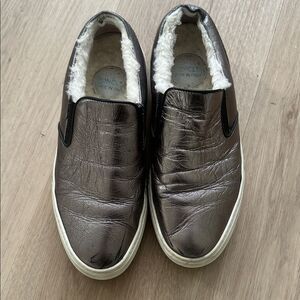 Moncler Women's ROSELINE Leather Shearling Loafers Slip On Shoes